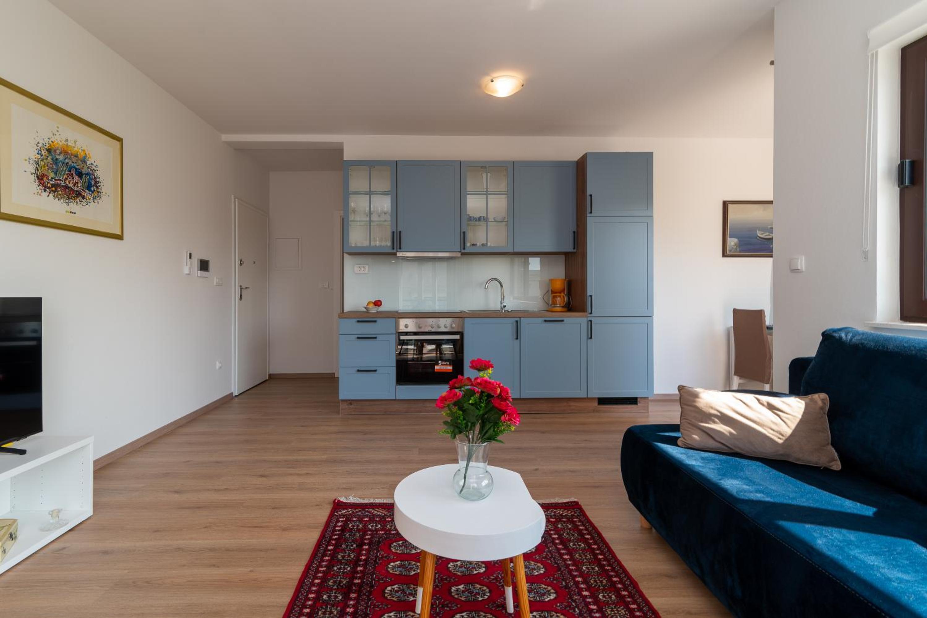 Apartment East