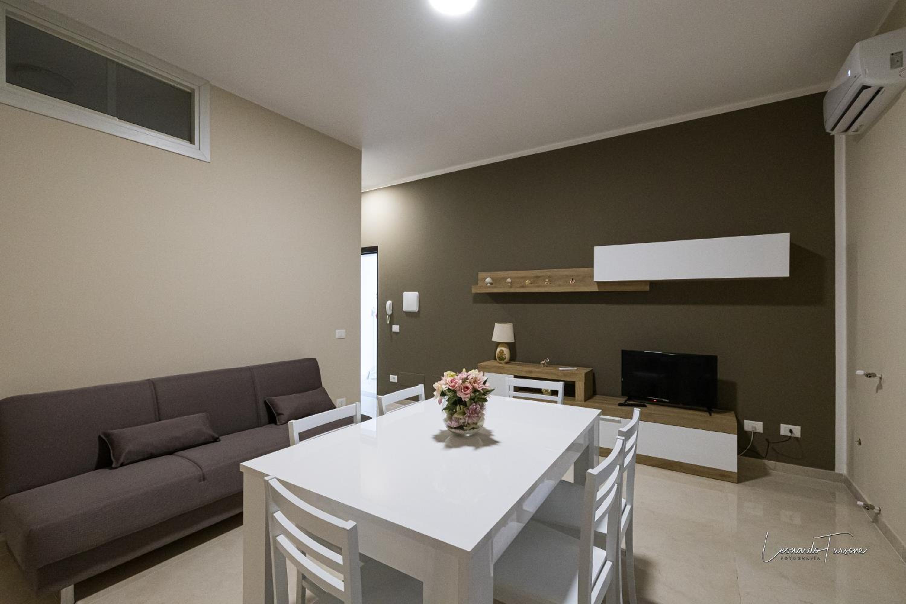 Casa Vacanza Egan Scanzano J view 4