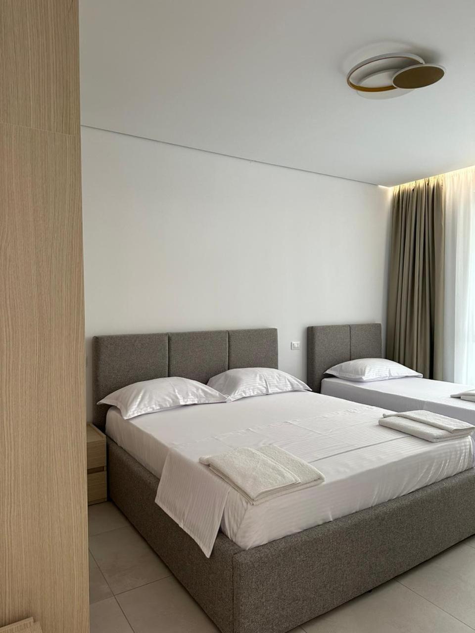 EME APARTMENTS - Kompleksi San Pietro, Gjiri i Lalzit