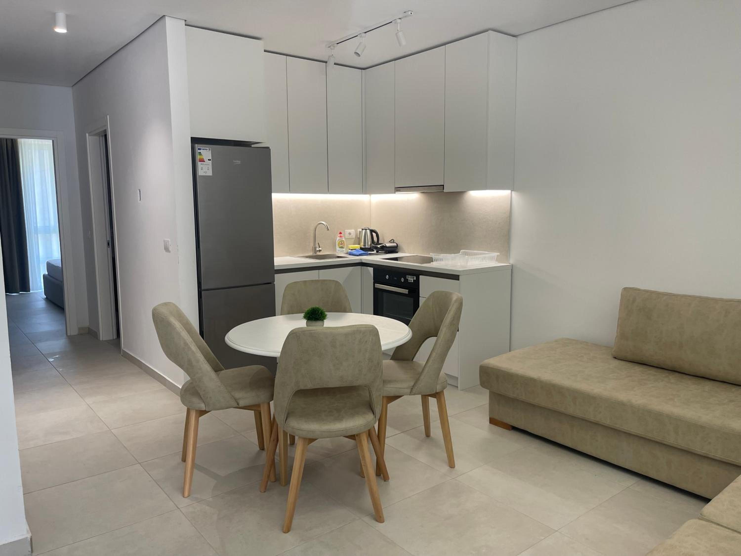 EME APARTMENTS - Kompleksi San Pietro, Gjiri i Lalzit