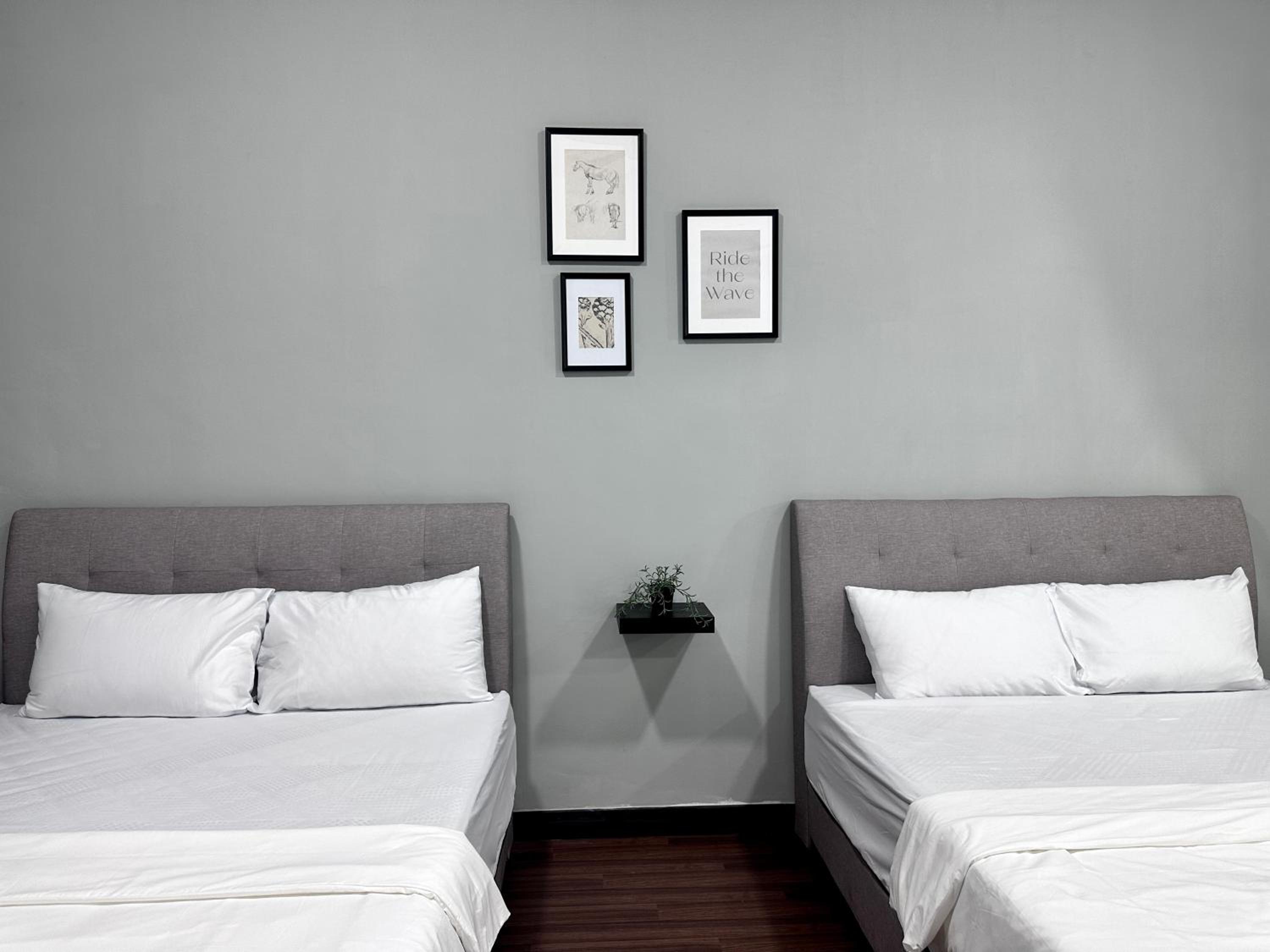 Photo 64