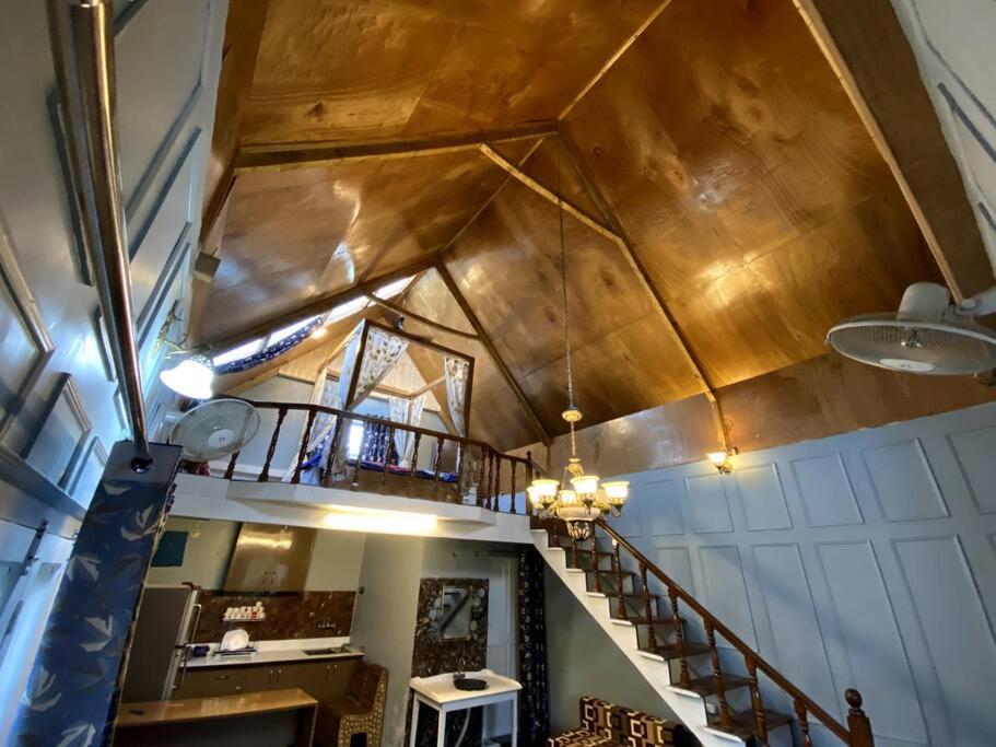 The Forest Way Loft by YEMBERZAL