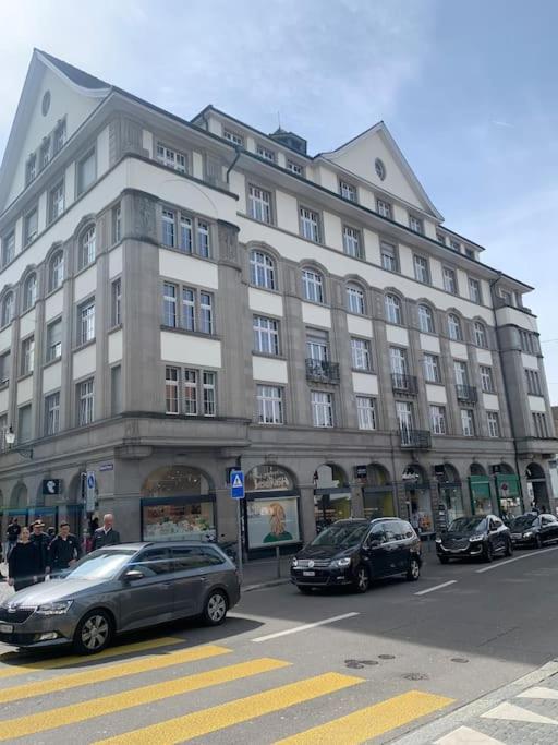 Cozy Studio Apartment Unit 12 in Center of Zurich