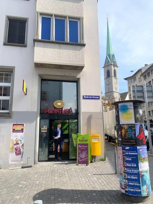 Cozy Studio Apartment Unit 12 in Center of Zurich