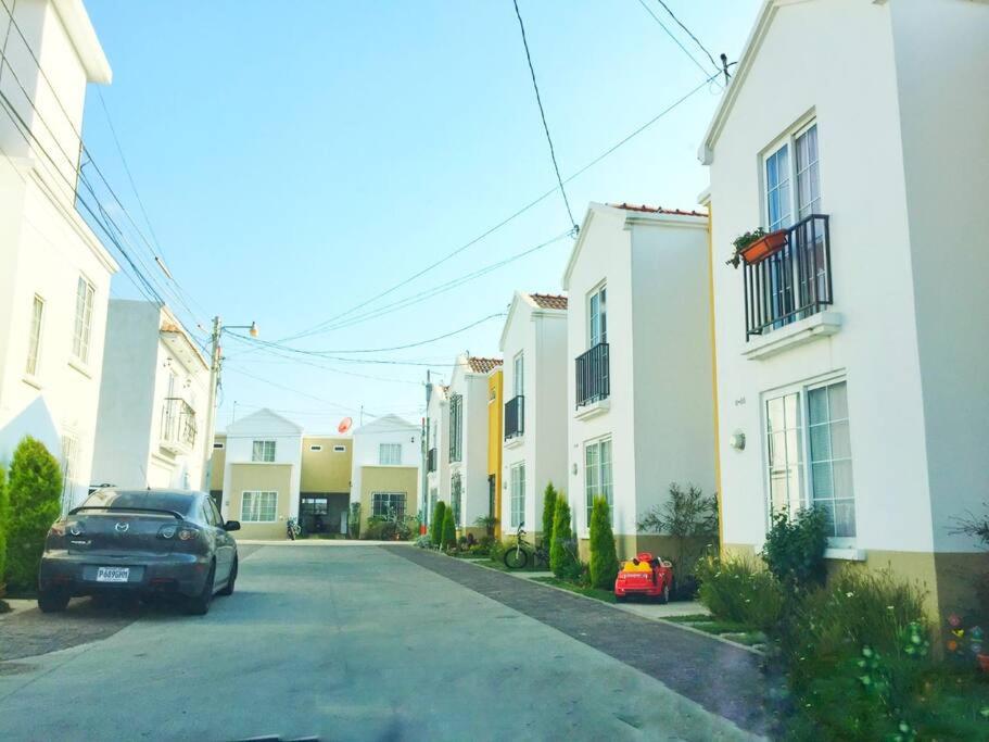 Paseo de la Arboleda apartamento view 5