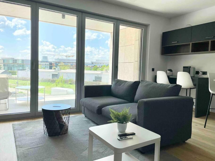 Luxury 2023 Flat in Center With Terrace & Parking- CD4 view 3