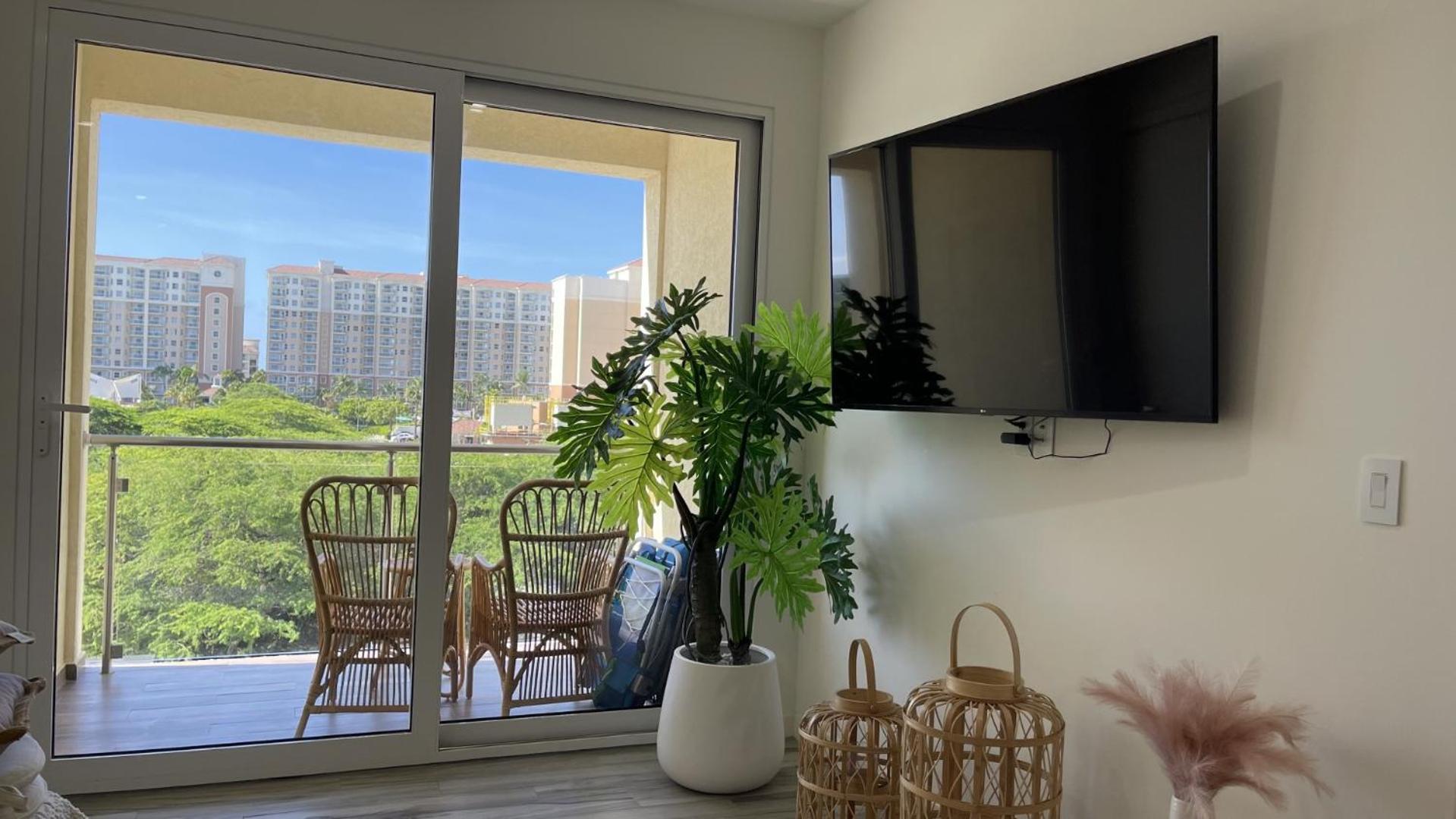 The Cove - Location is everything! - Luxurious - Free parking