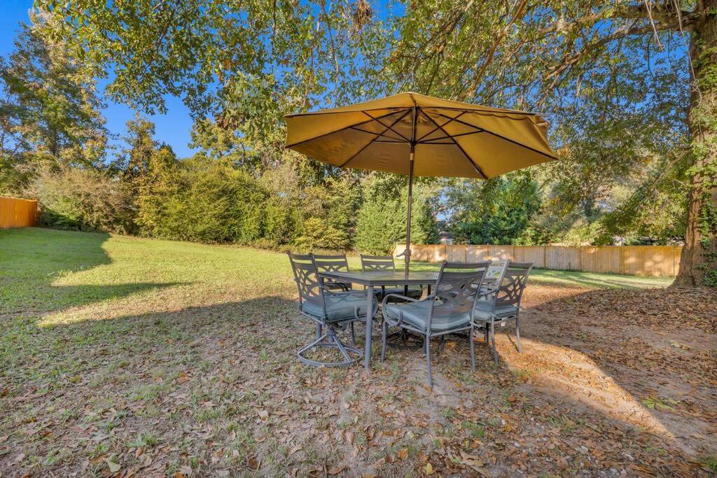 Quiet Abode Just A Few Mins From ATL Airport view 3