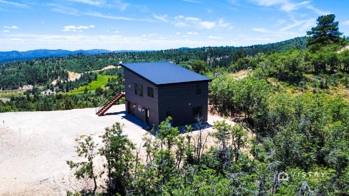Bryce View Cabin - New Cabin With Amazing Views! view 4