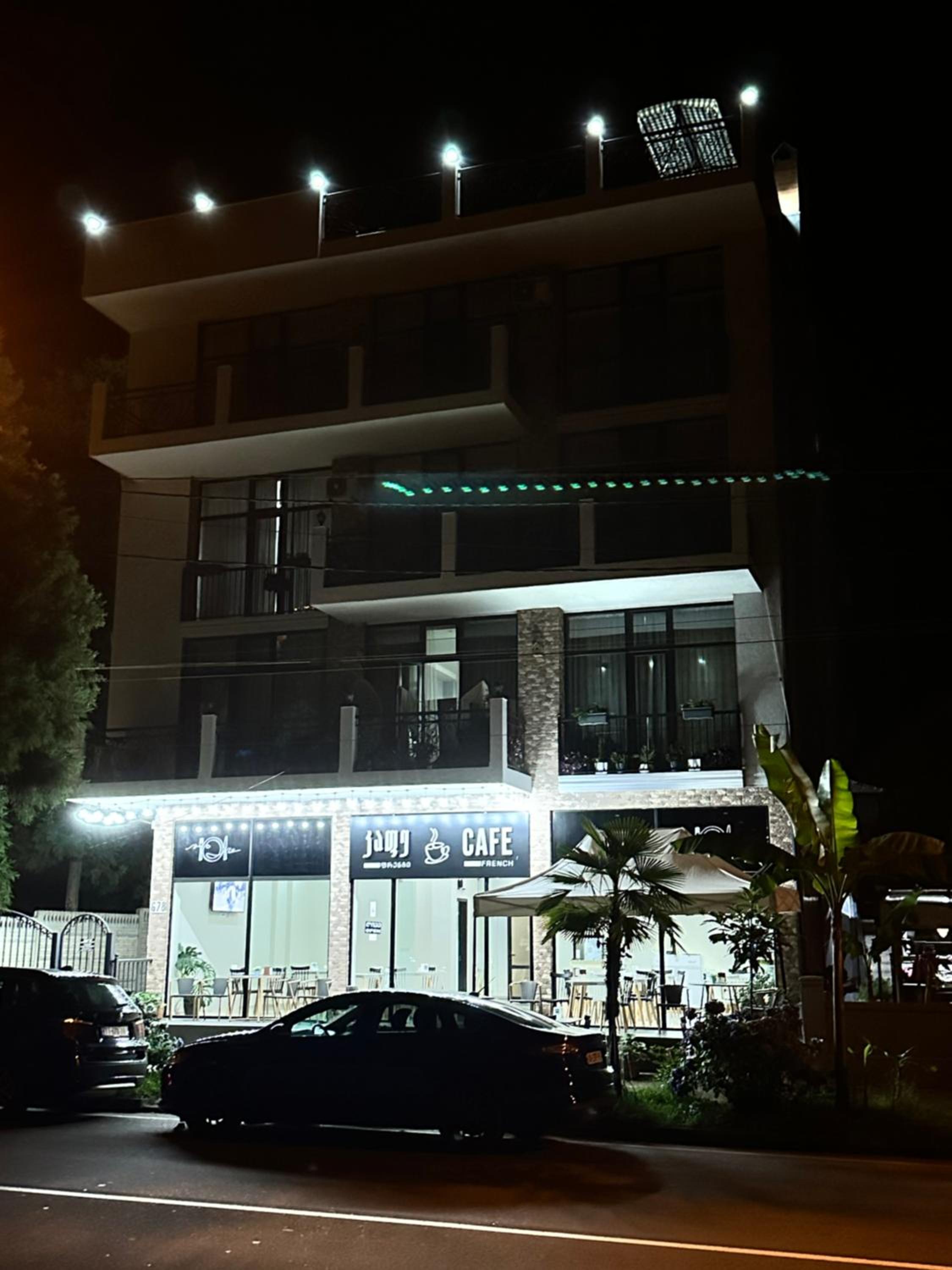 French Hotel