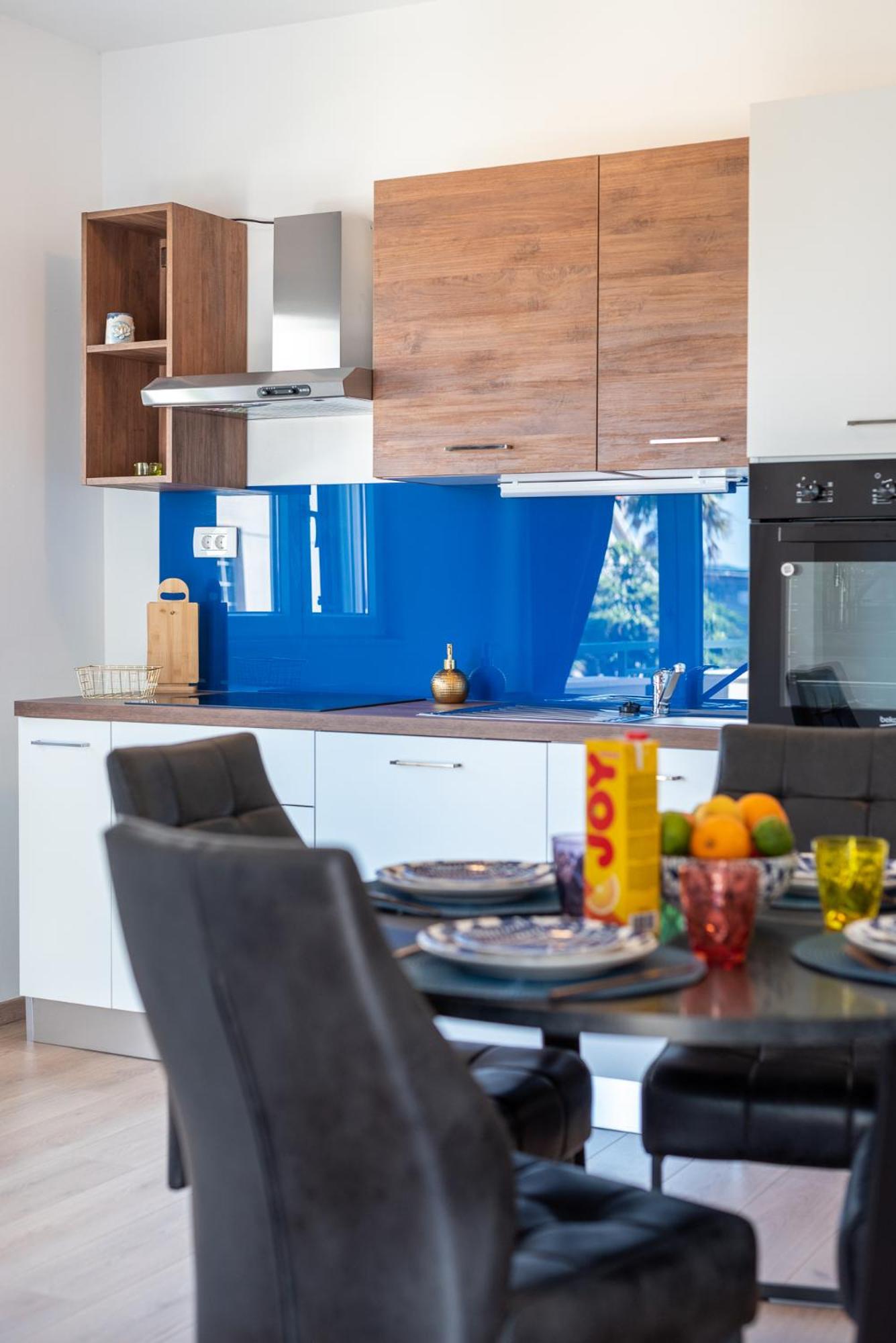 Apartment West