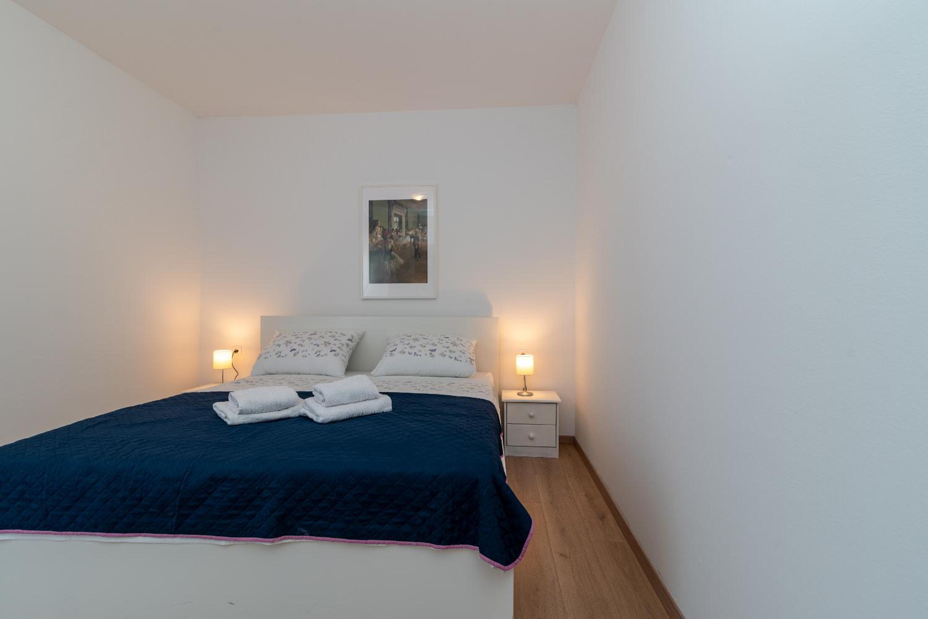 Apartment West