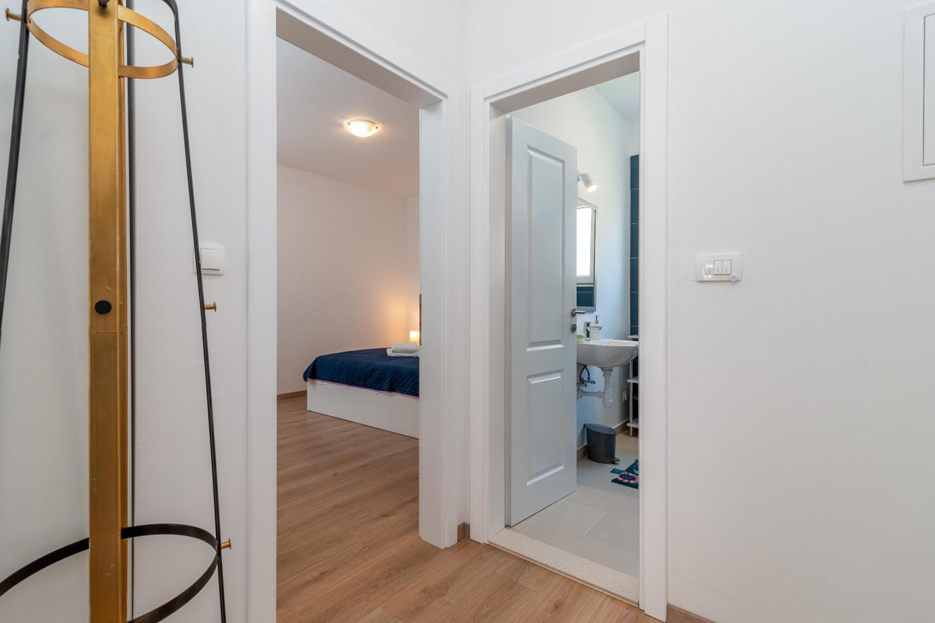 Apartment West