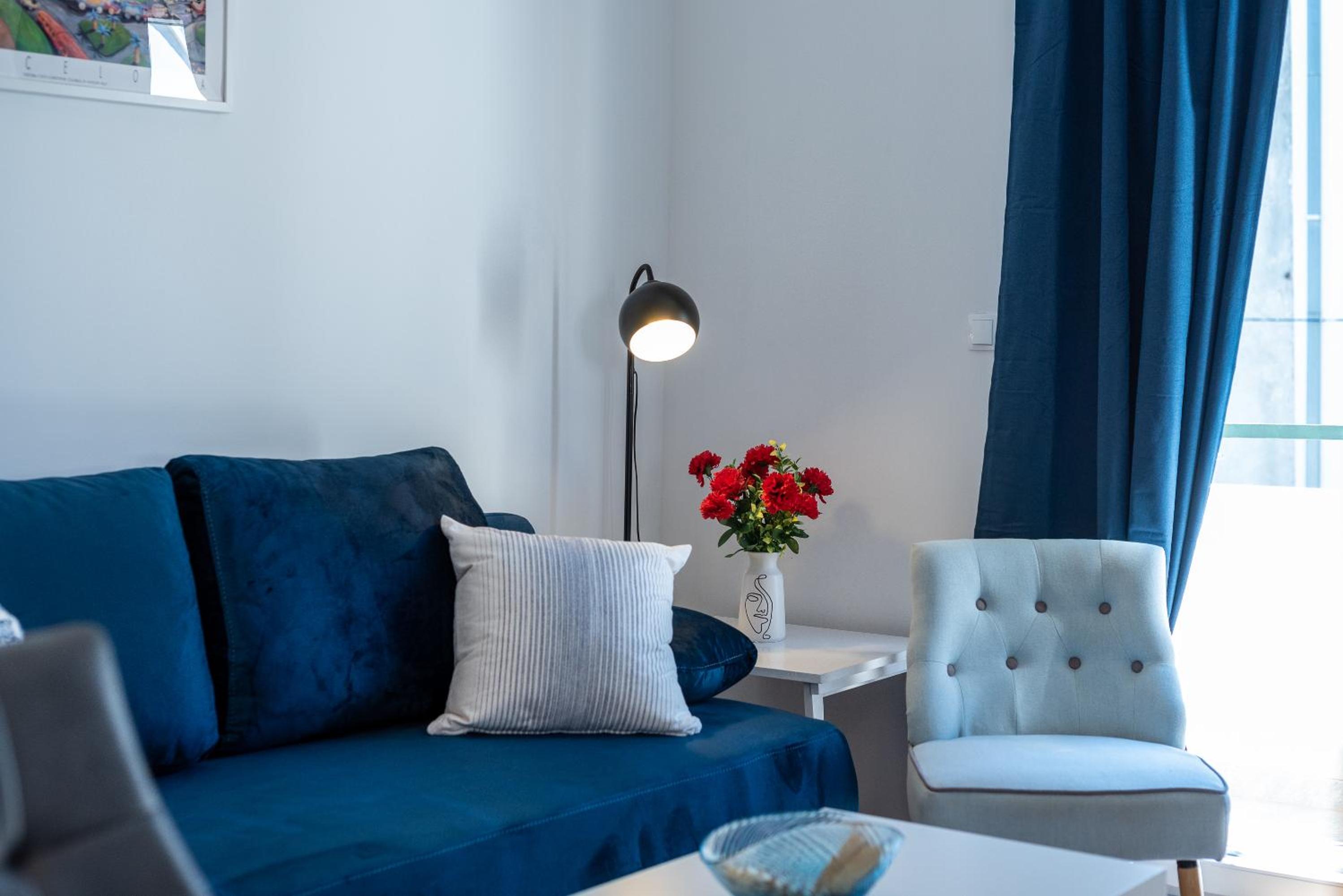 Apartment West