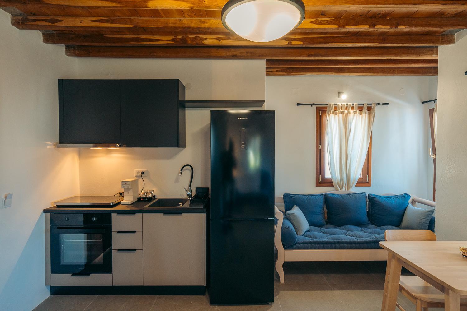 Loukia Apartments