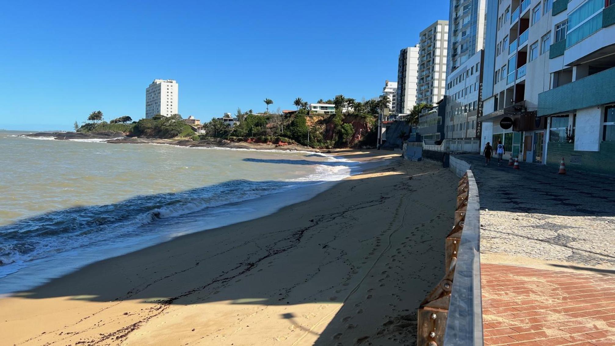 Apto 2 quartos, Praia Areia Preta, Centro Guarapari ES