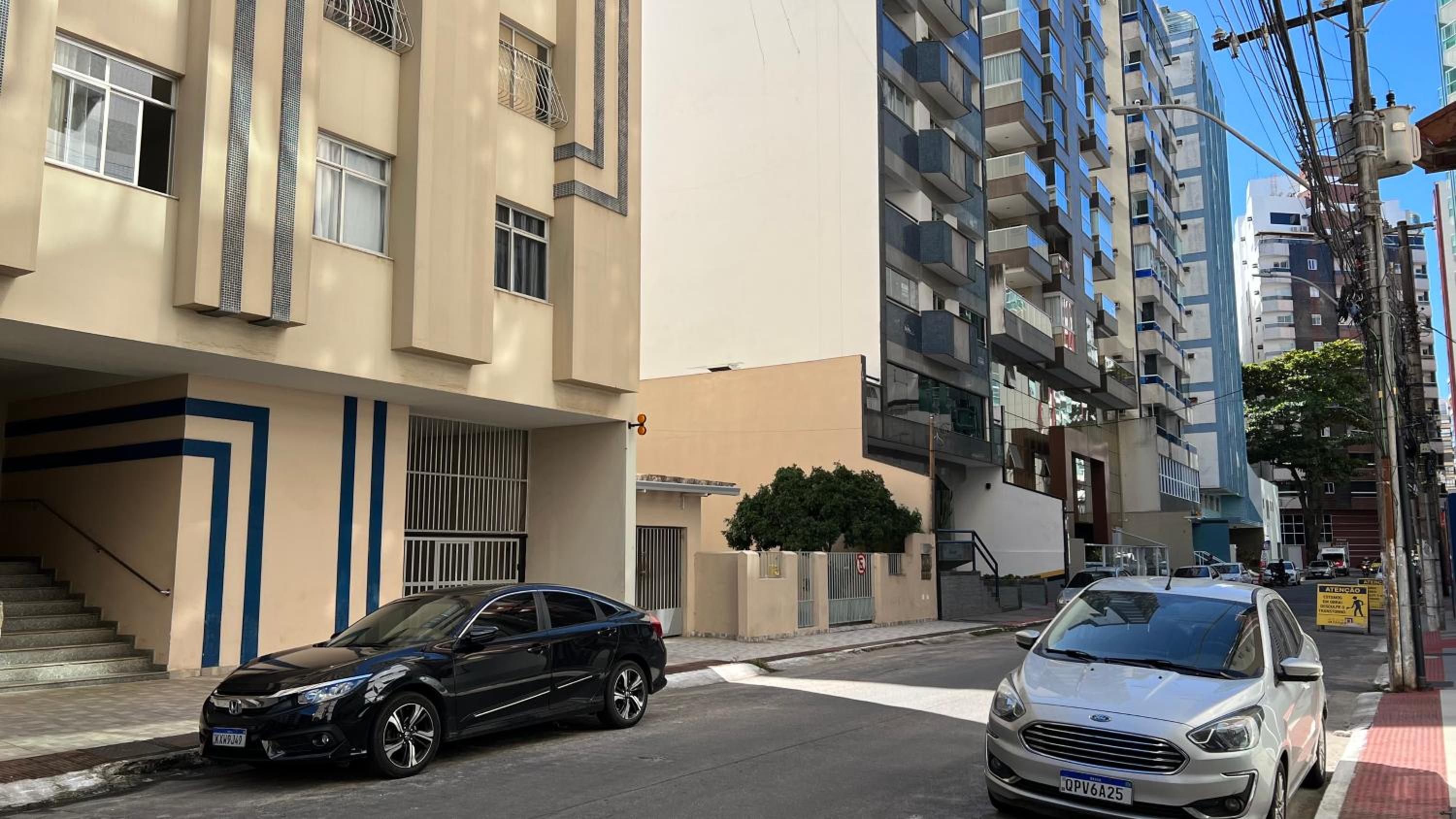 Apto 2 quartos, Praia Areia Preta, Centro Guarapari ES
