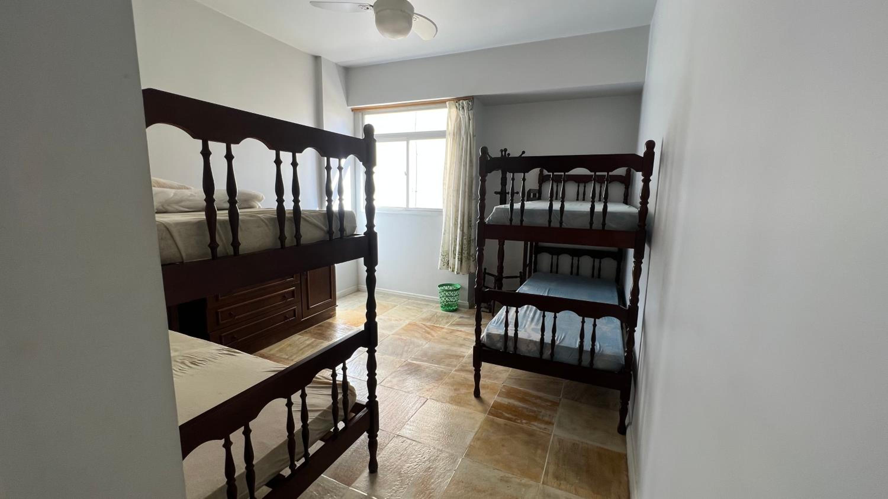 Apto 2 quartos, Praia Areia Preta, Centro Guarapari ES