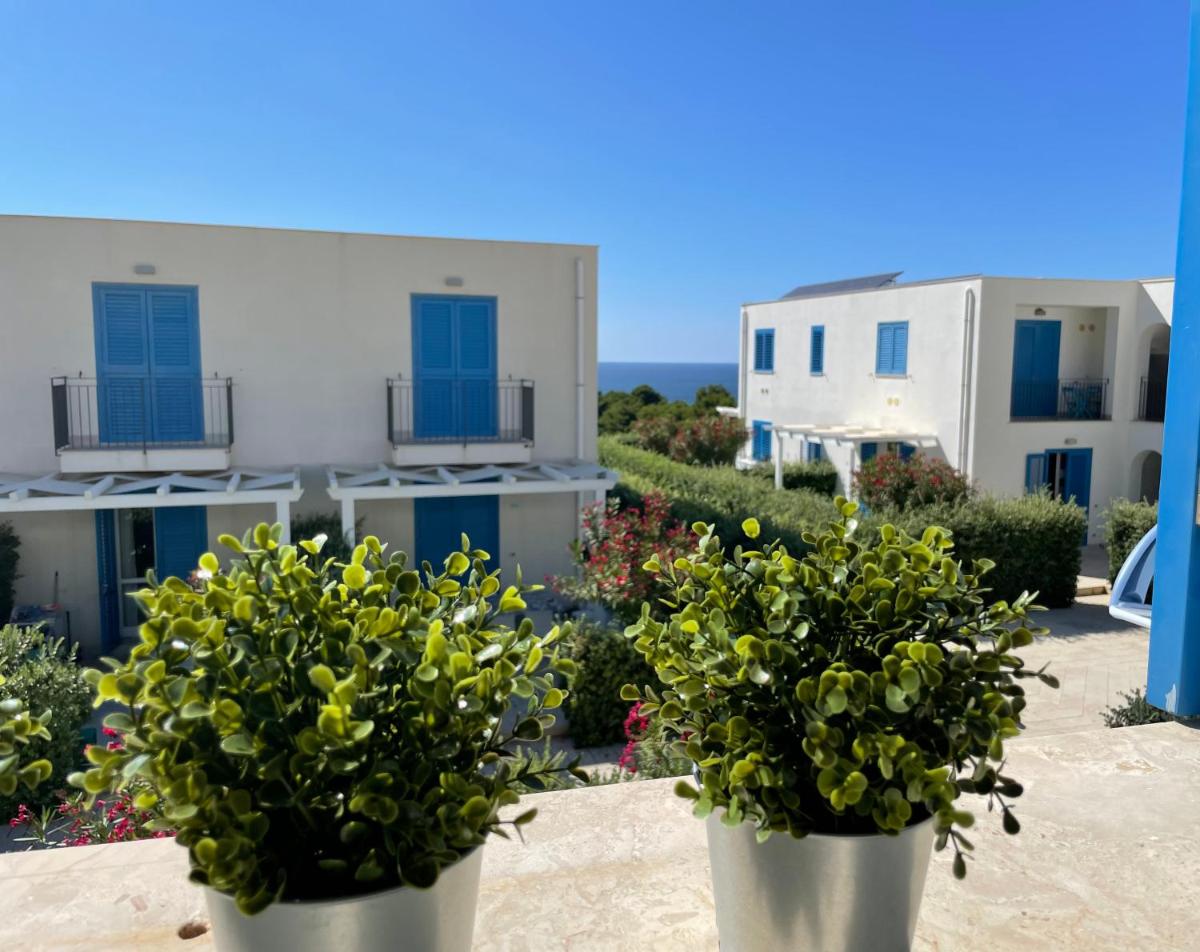 Bed and Breakfast CALA AZZURRA MACARI view 3