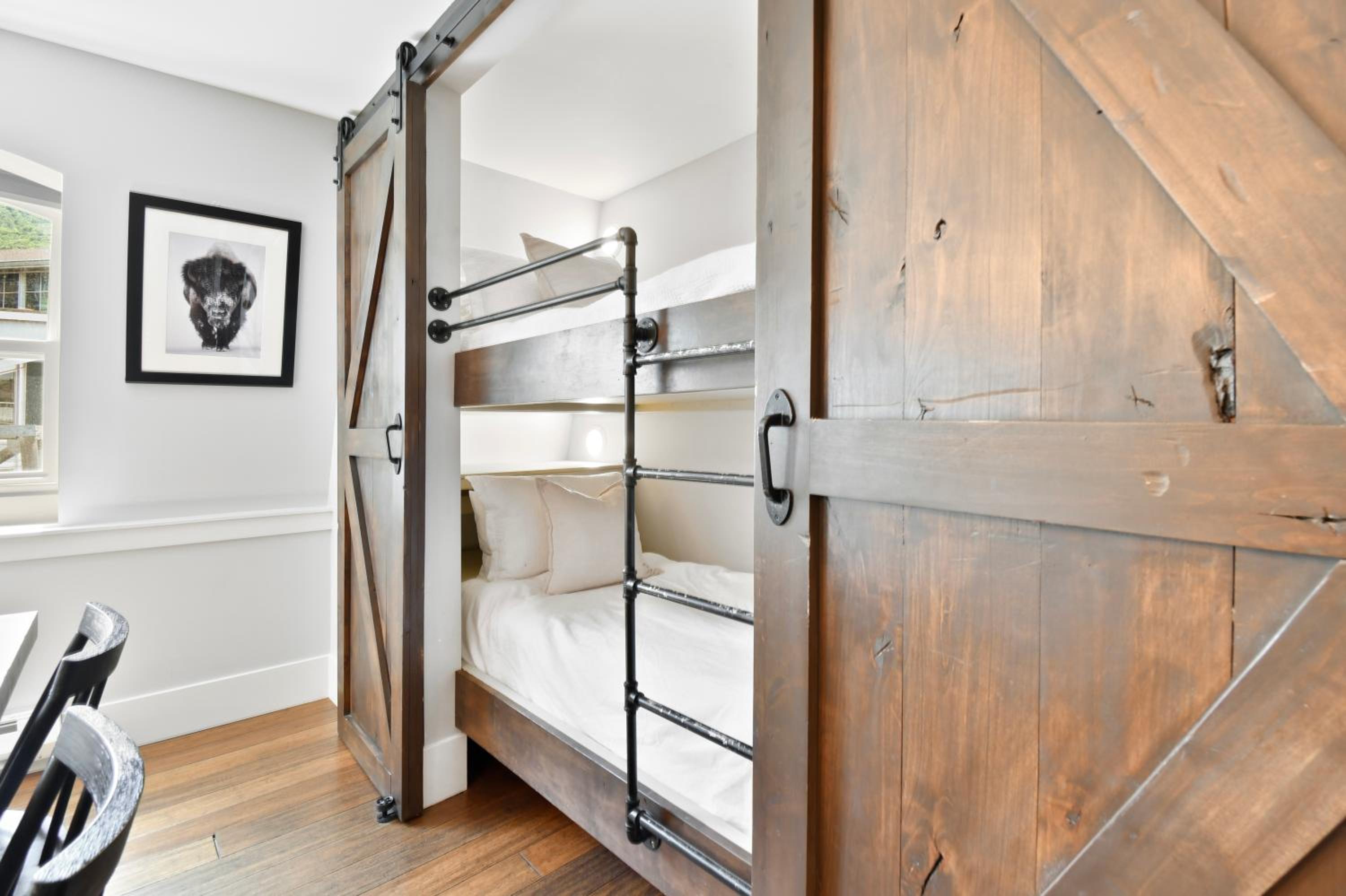 Photo 24