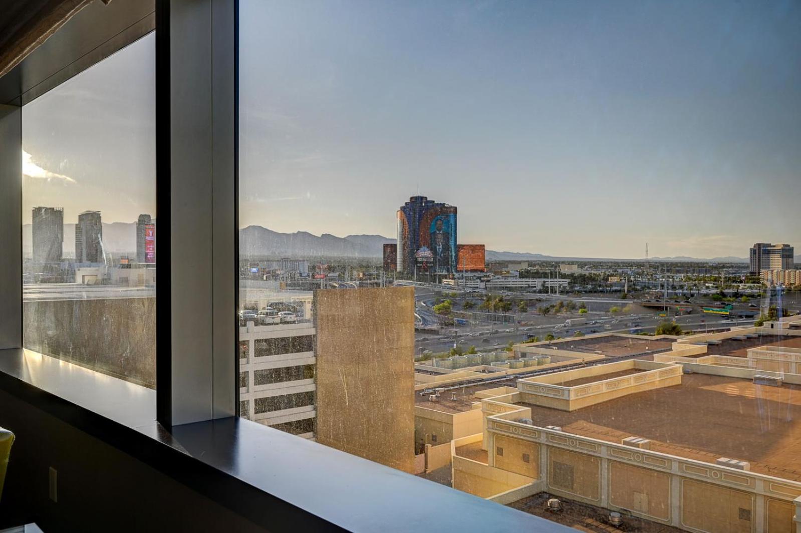 Vdara Hotel & Spa Private Residences 41