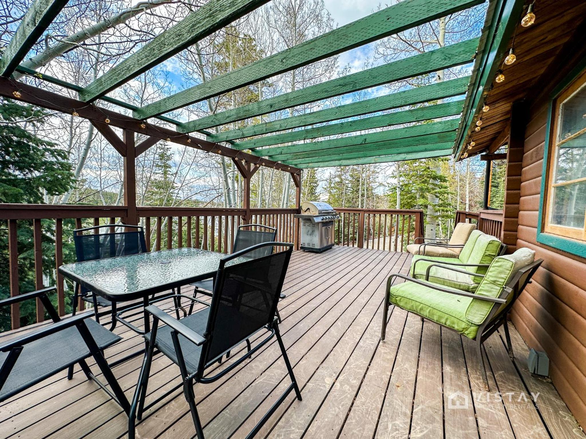 Village Vibes Deck And Bbq