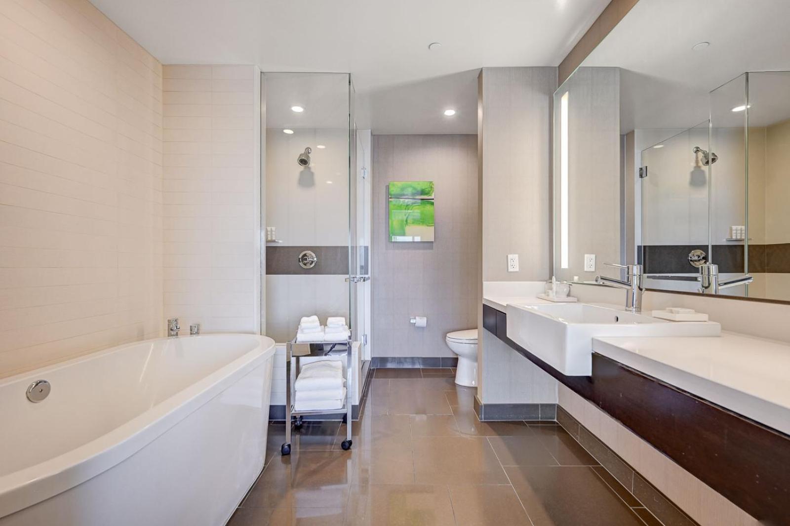 Vdara Hotel & Spa Private Residences 29