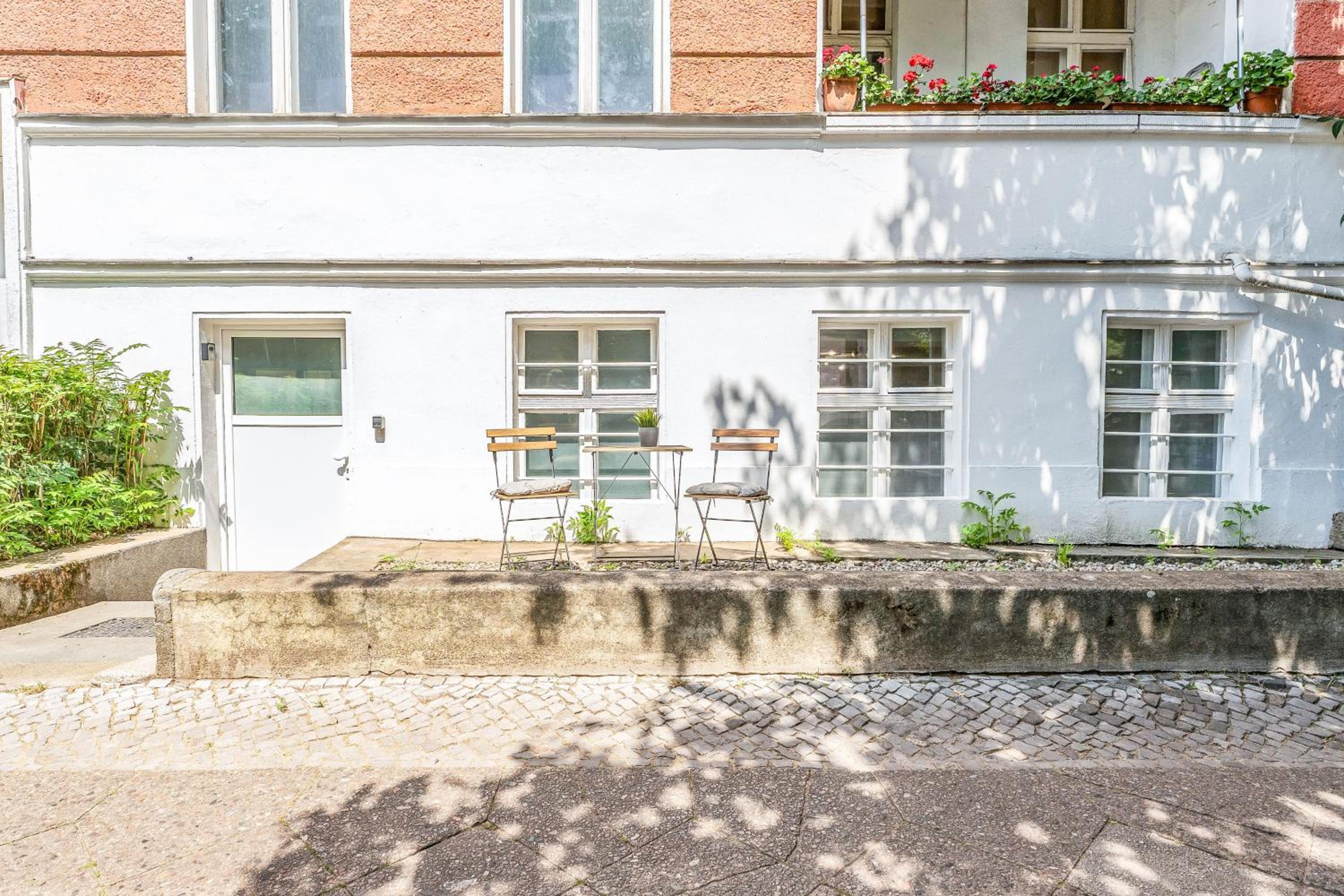 2 Zimmer Apartments,4 Betten,zentral am Sbahnhof Köpenick,vollmöbliert