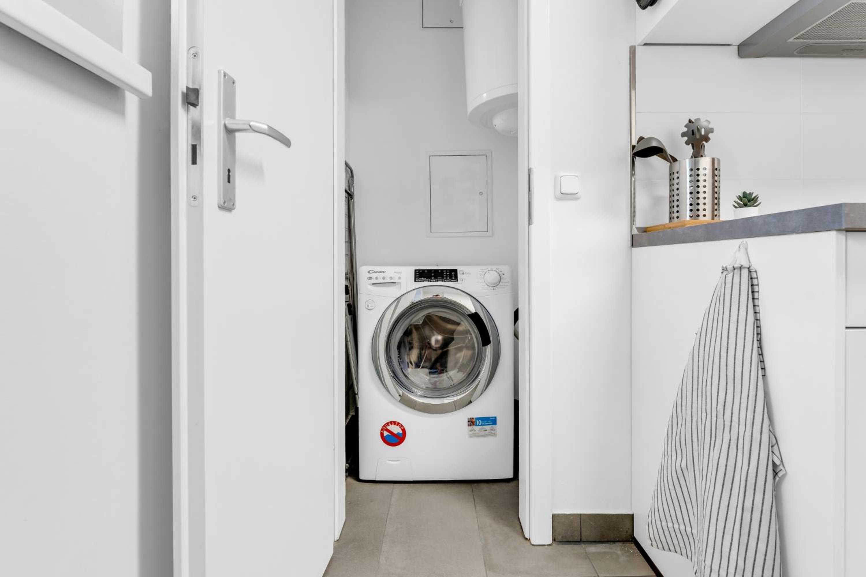 2 Zimmer Apartments,4 Betten,zentral am Sbahnhof Köpenick,vollmöbliert