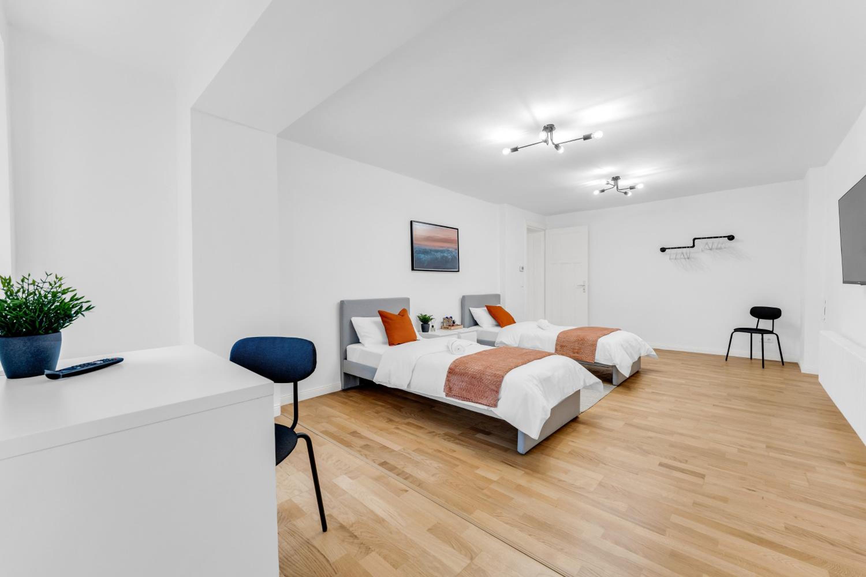 2 Zimmer Apartments,4 Betten,zentral am Sbahnhof Köpenick,vollmöbliert