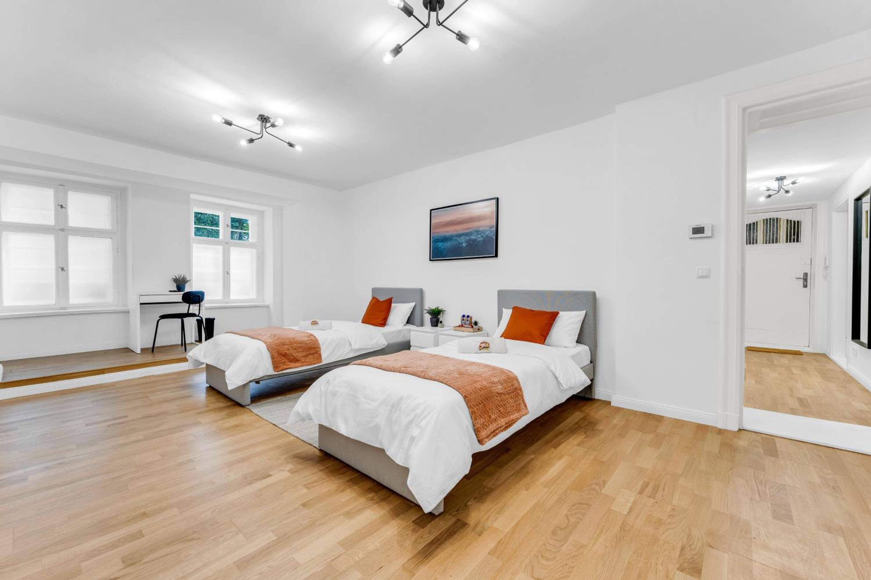 2 Zimmer Apartments,4 Betten,zentral am Sbahnhof Köpenick,vollmöbliert