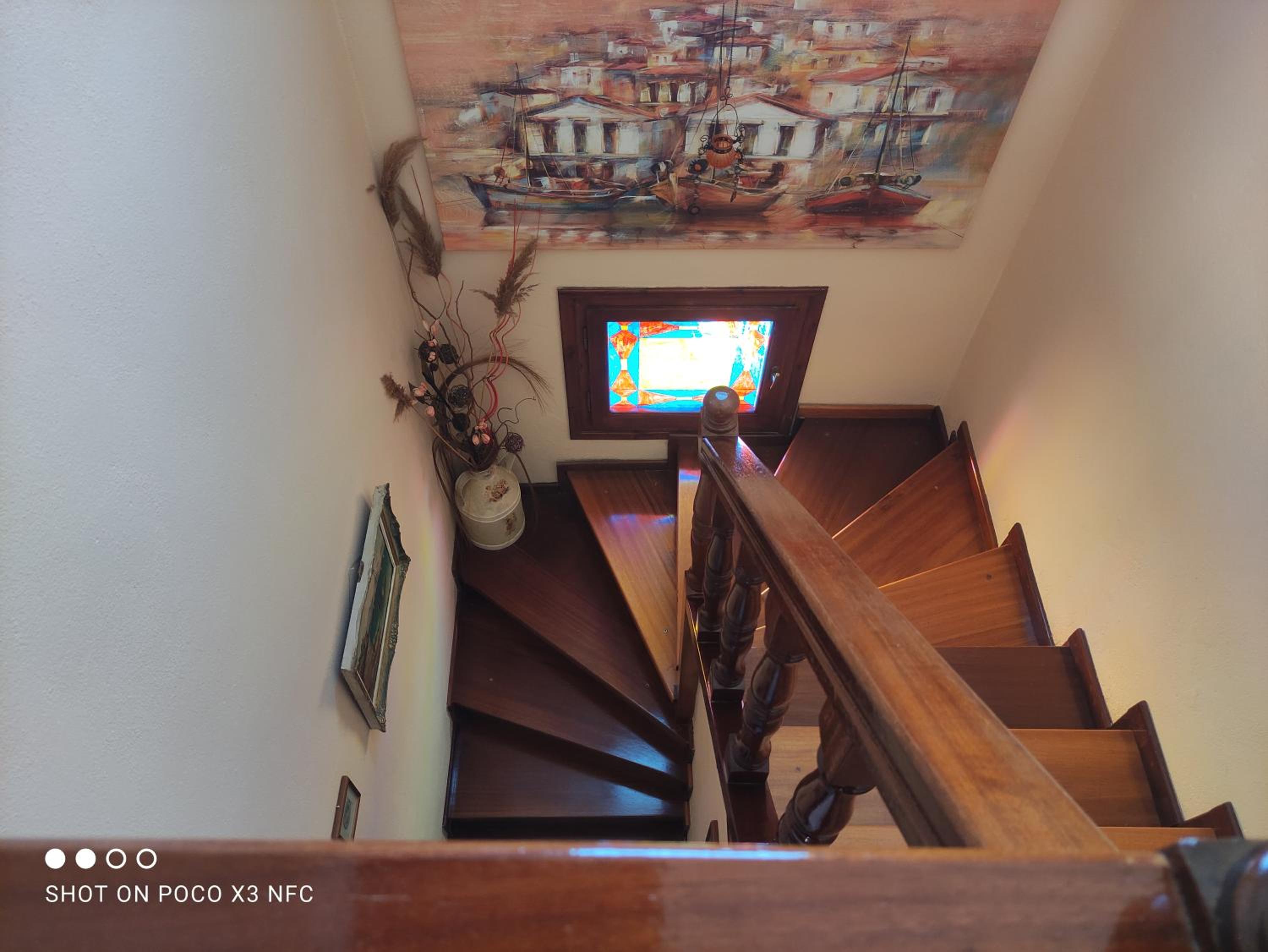 MESONISI maisonette