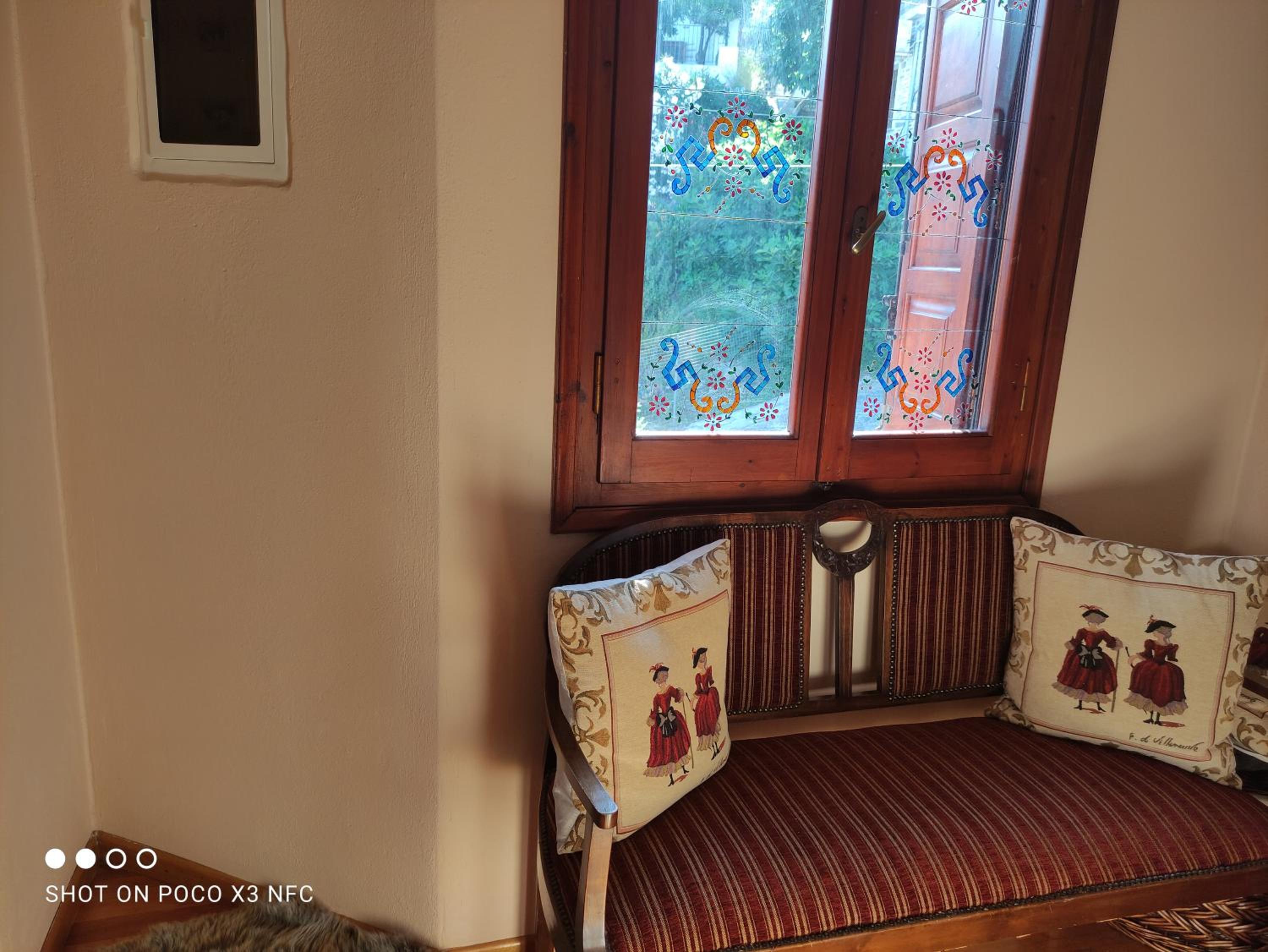 MESONISI maisonette