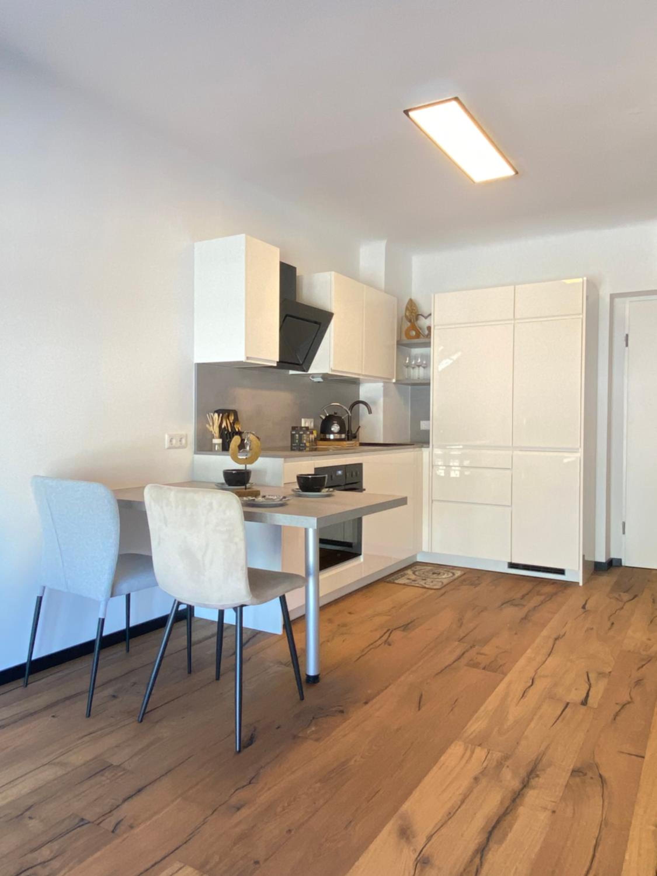 BaMo Studio - city living downtown