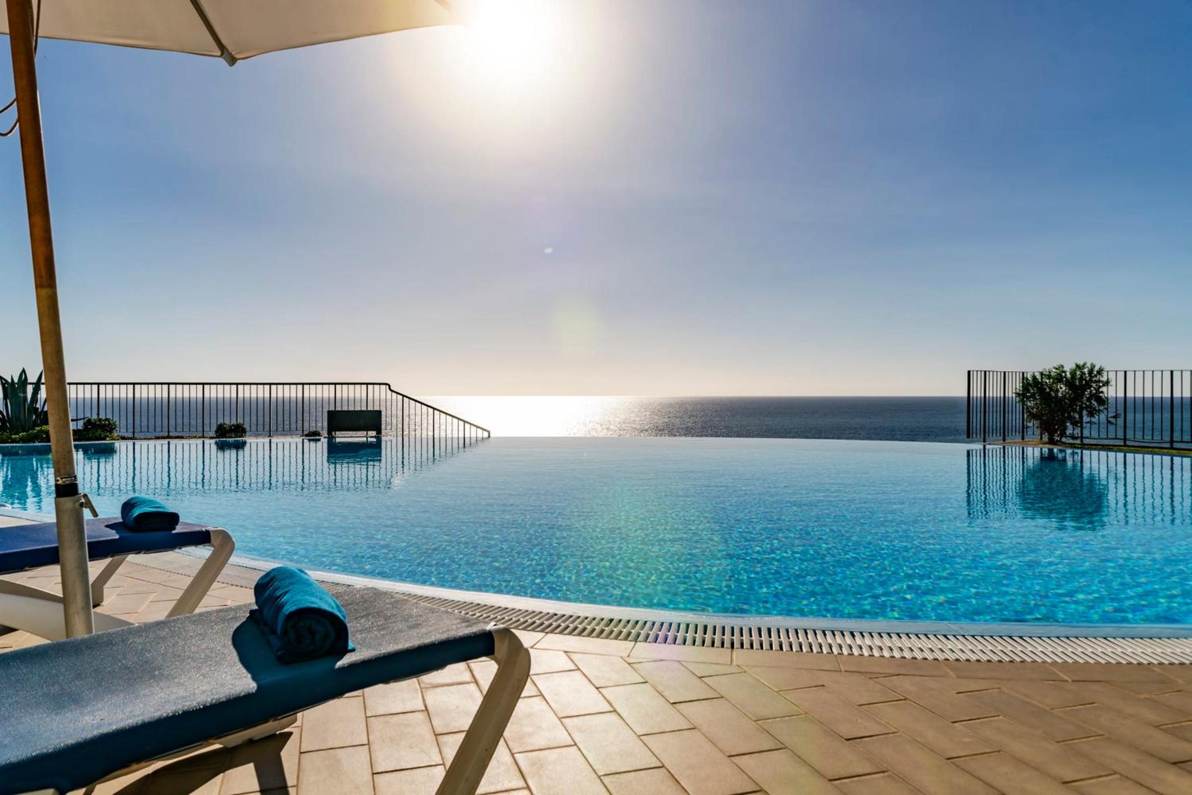 Vila Formosa II by An Island Apart view 4