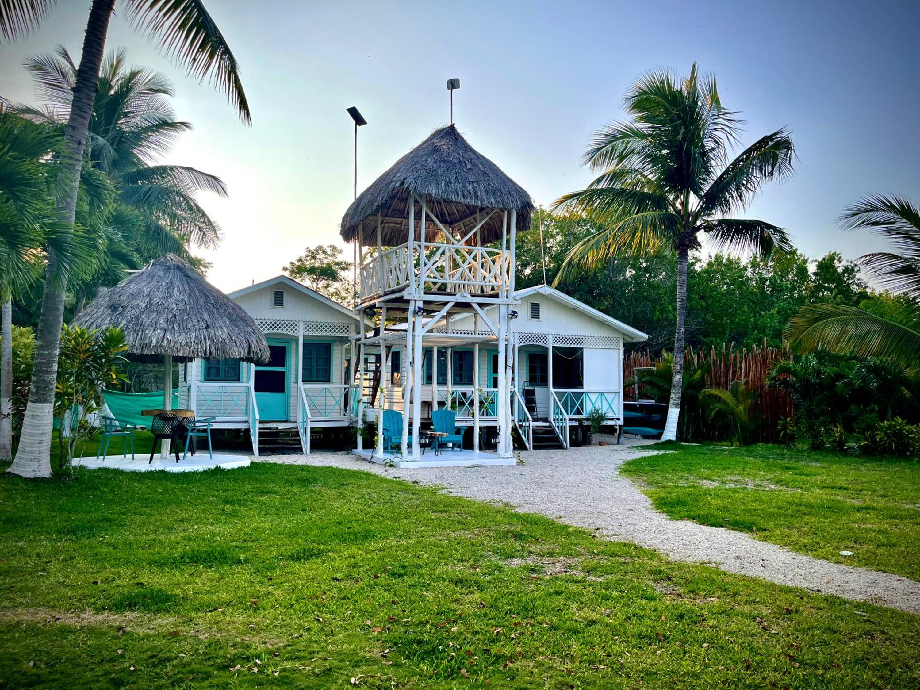 Cabaña con muelle privado en la Laguna de Bacalar view 3