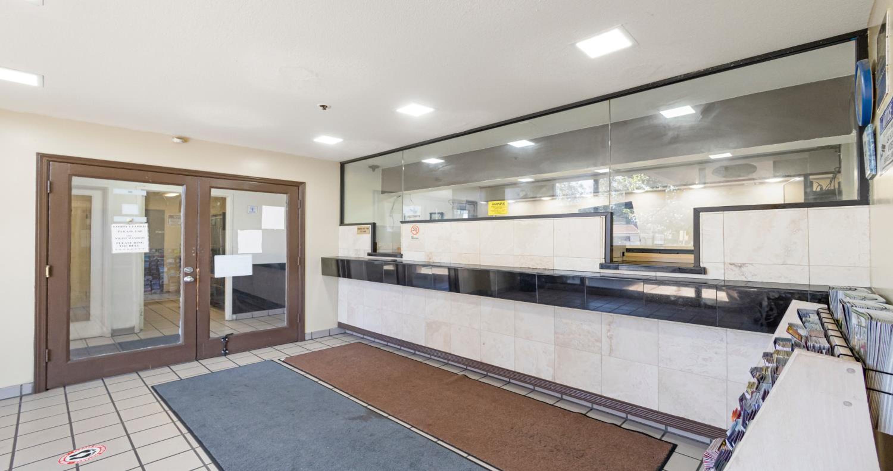 Budget Inn and Suites Stockton Yosemite, Photo 3