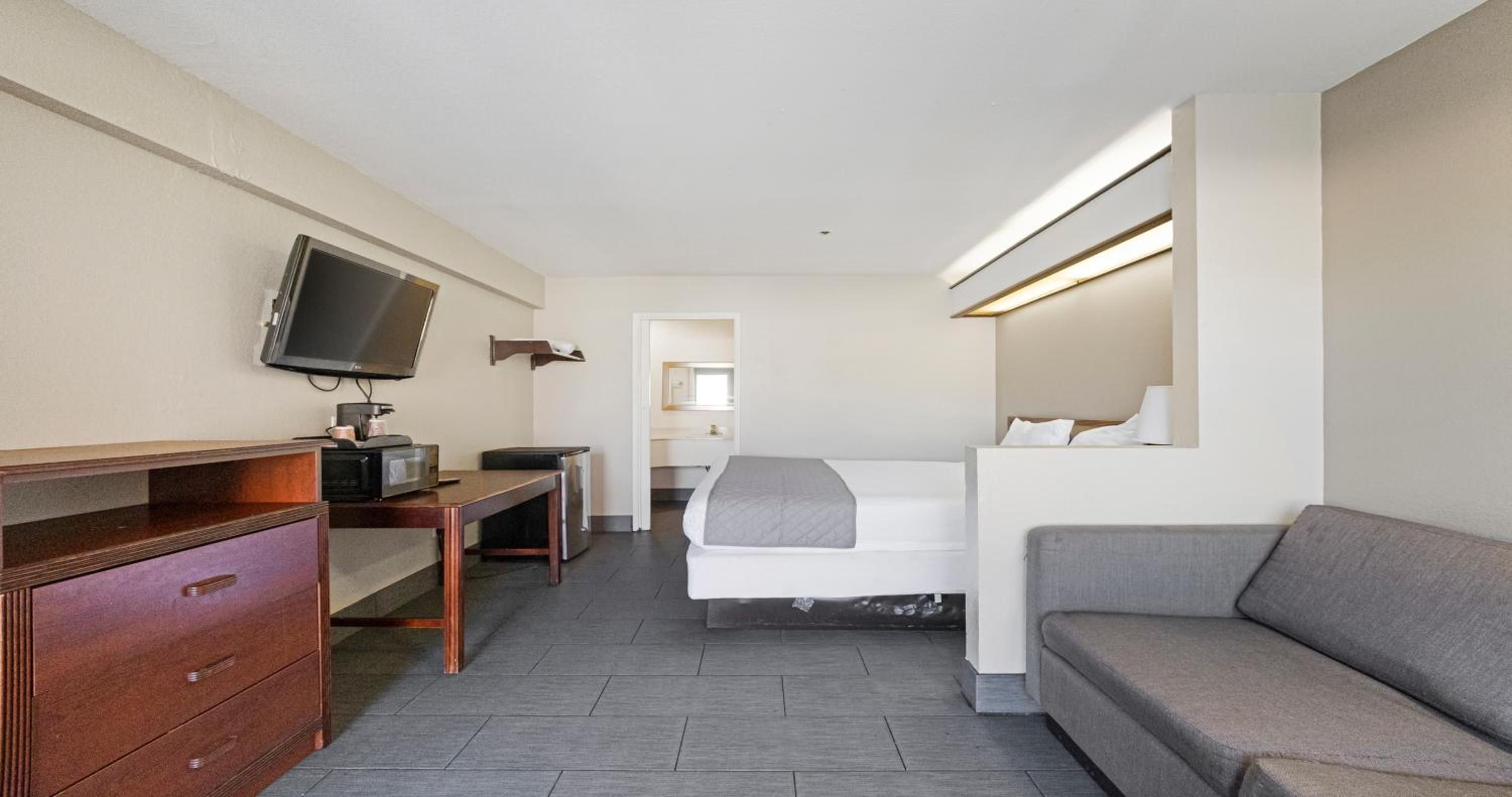 Budget Inn and Suites Stockton Yosemite, Photo 17