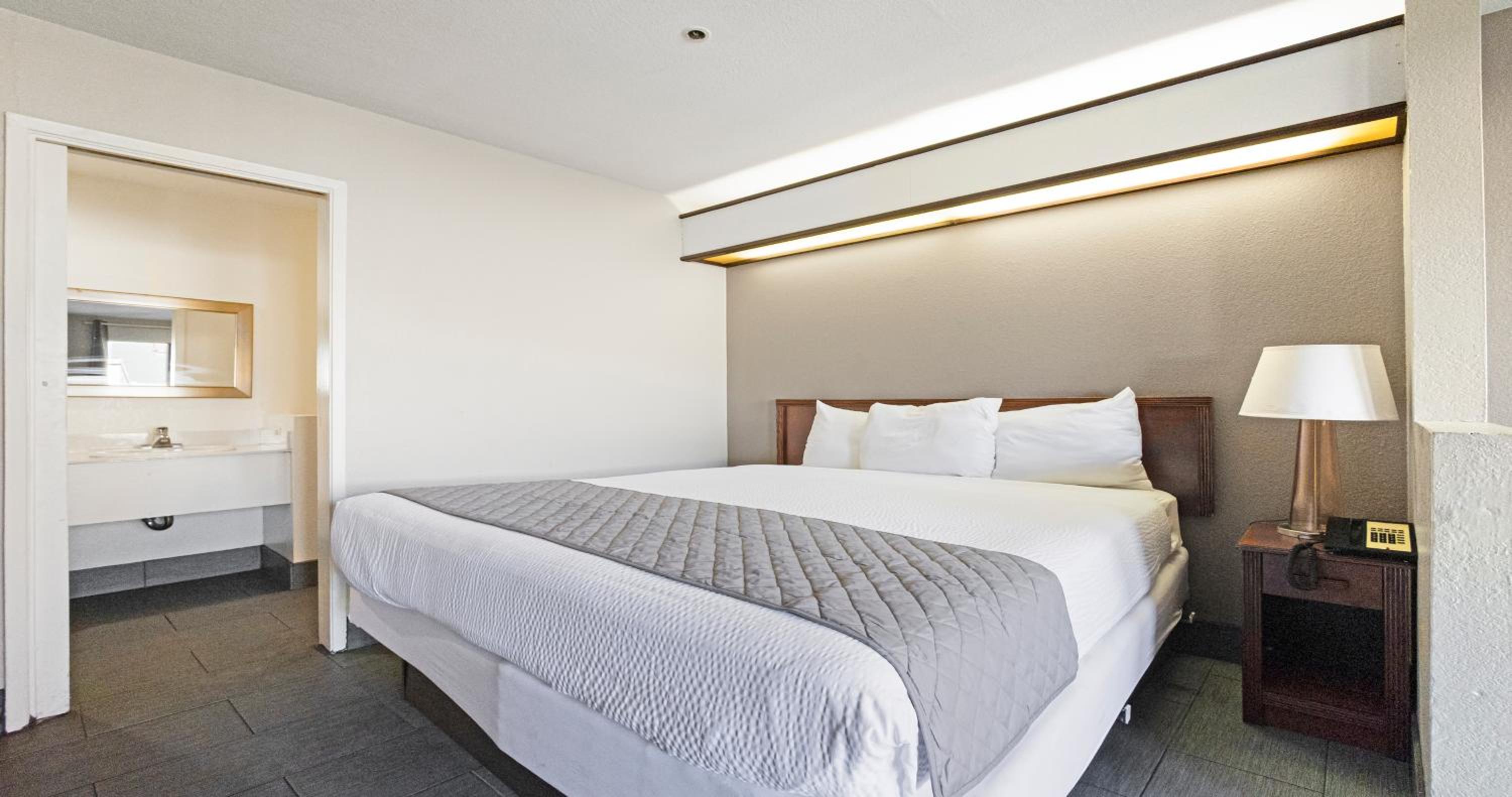 Budget Inn and Suites Stockton Yosemite, Photo 10