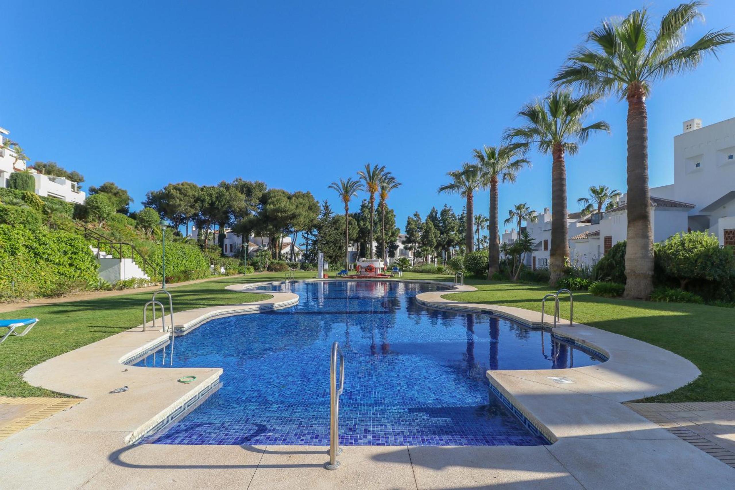 Frontline beach ground floor apartment - Los Monteros Palm Beach