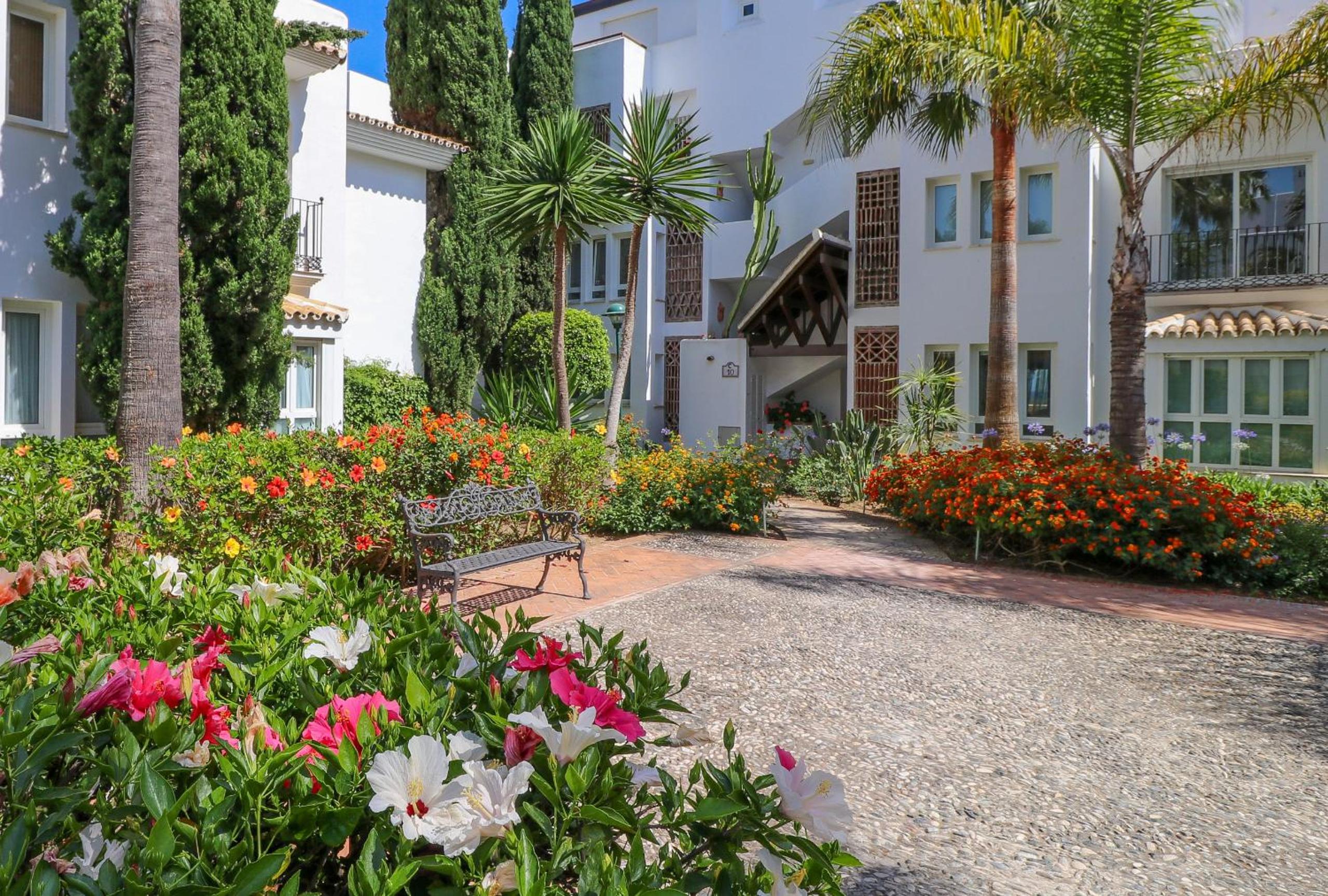 Frontline beach ground floor apartment - Los Monteros Palm Beach