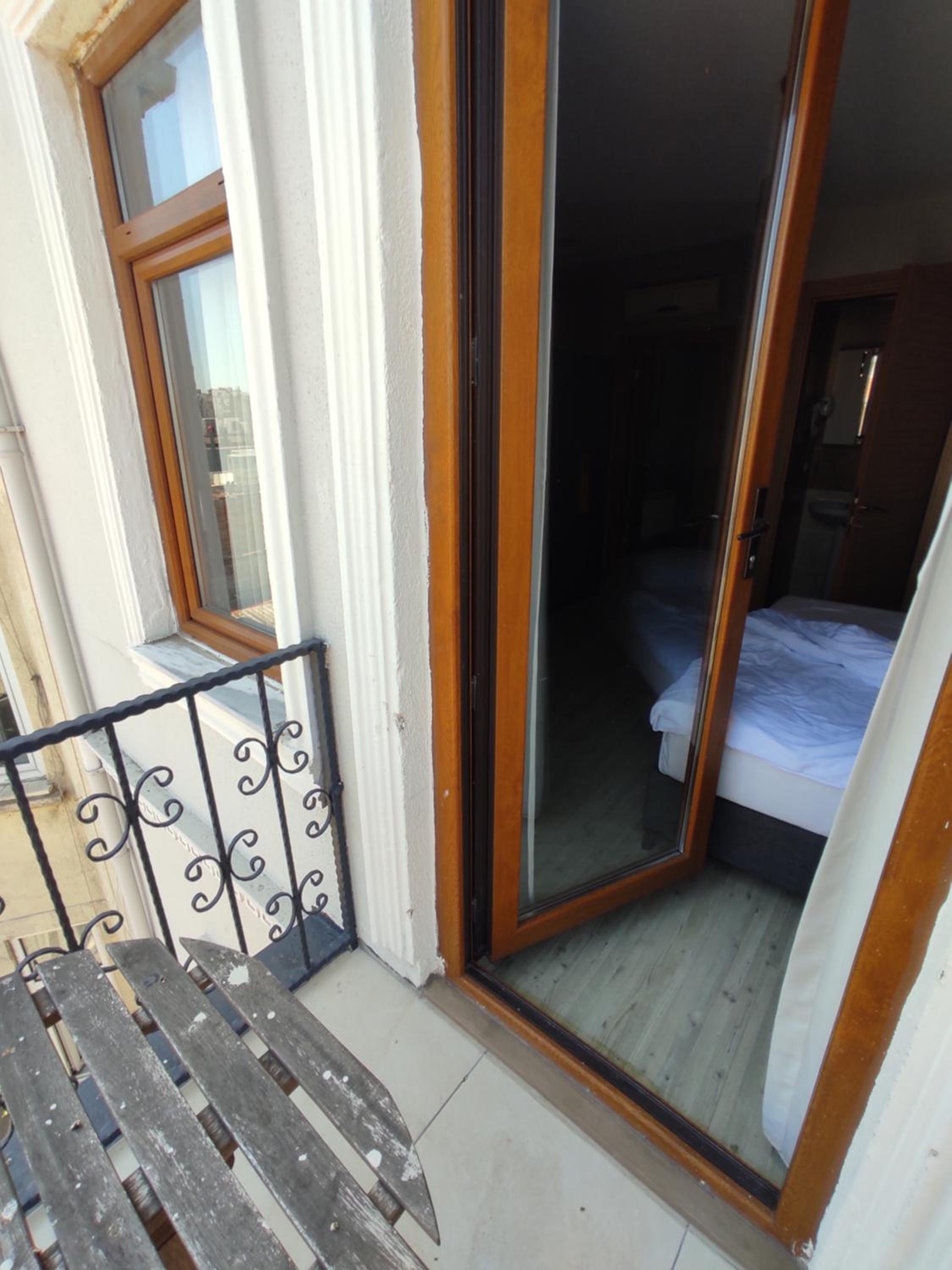 Ore Pera Suites - Image 61