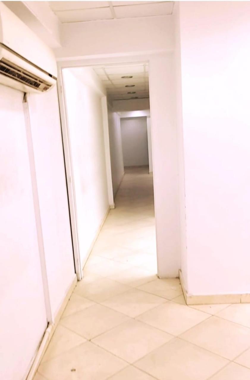 Administrative unit for rent