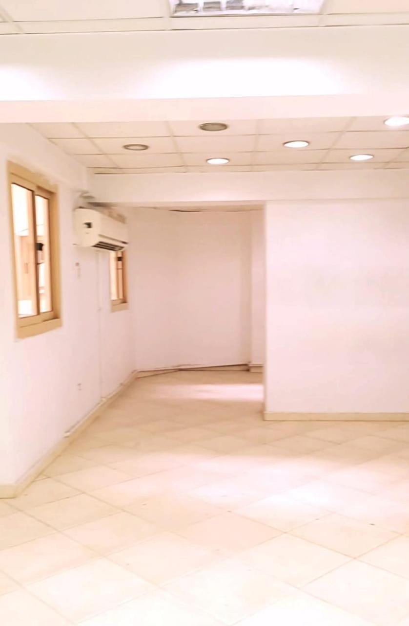 Administrative unit for rent