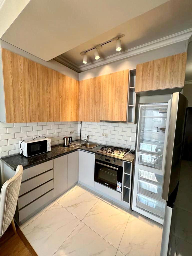 Modern Deluxe 1bedroom +Open Balcony, New Building, Near City Center