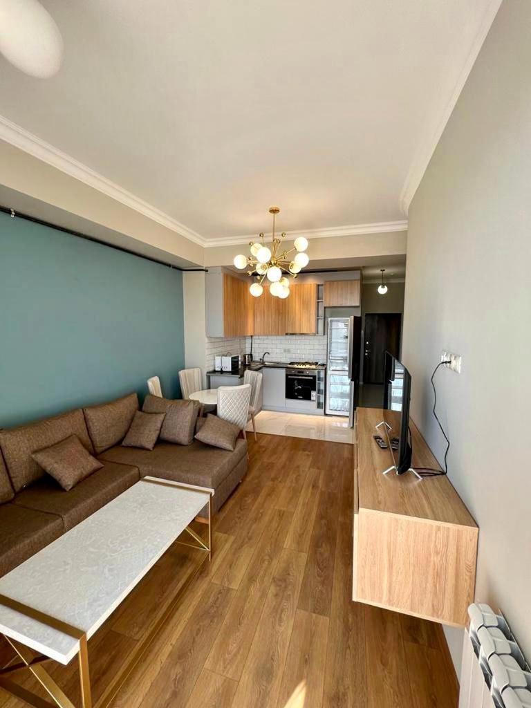 Modern Deluxe 1bedroom +Open Balcony, New Building, Near City Center