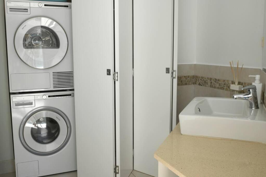 Nikatara - Mission Beach - 3 Bedroom Town House