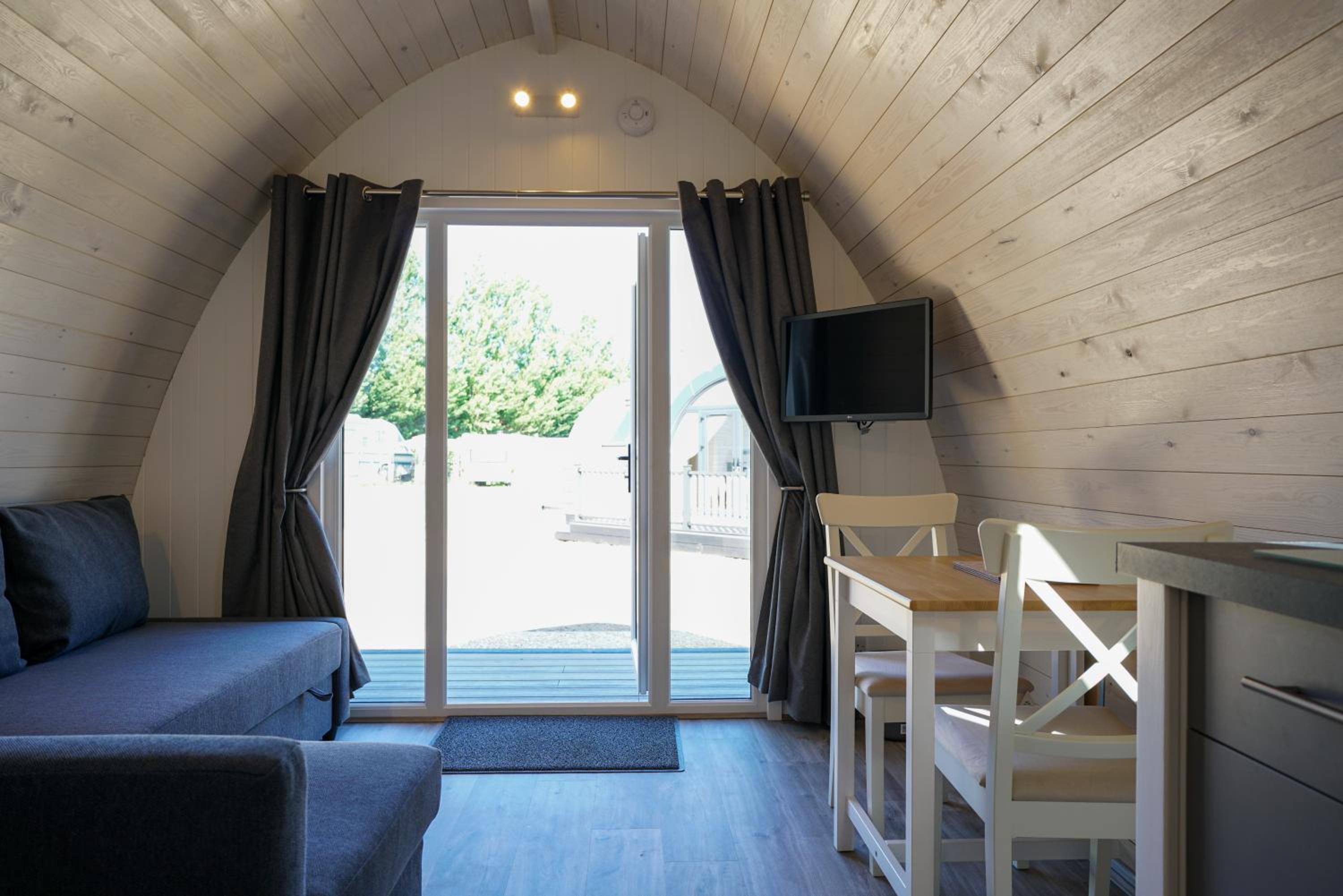 Kings Lynn Vacations - King's Lynn Caravan  Camping Park - Property Image 102