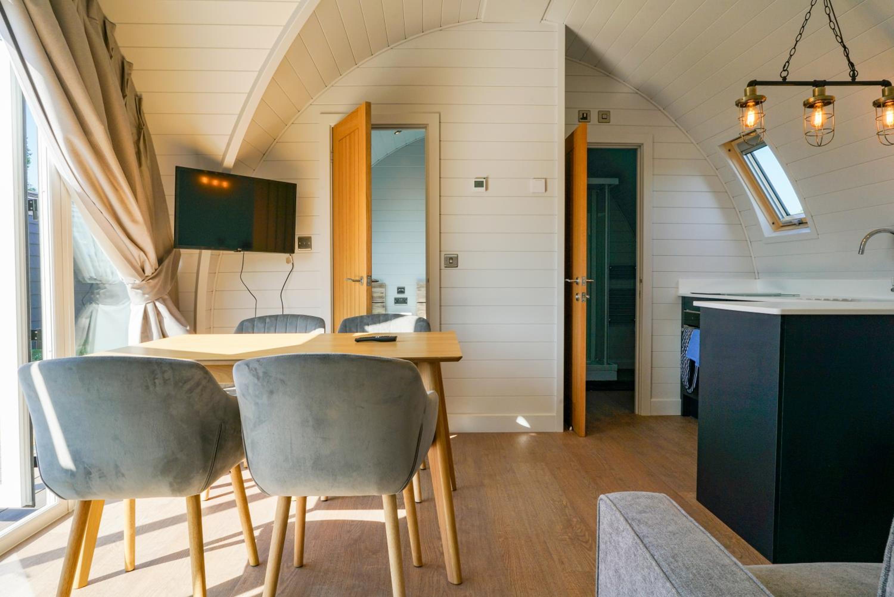 Kings Lynn Vacations - King's Lynn Caravan  Camping Park - Property Image 45