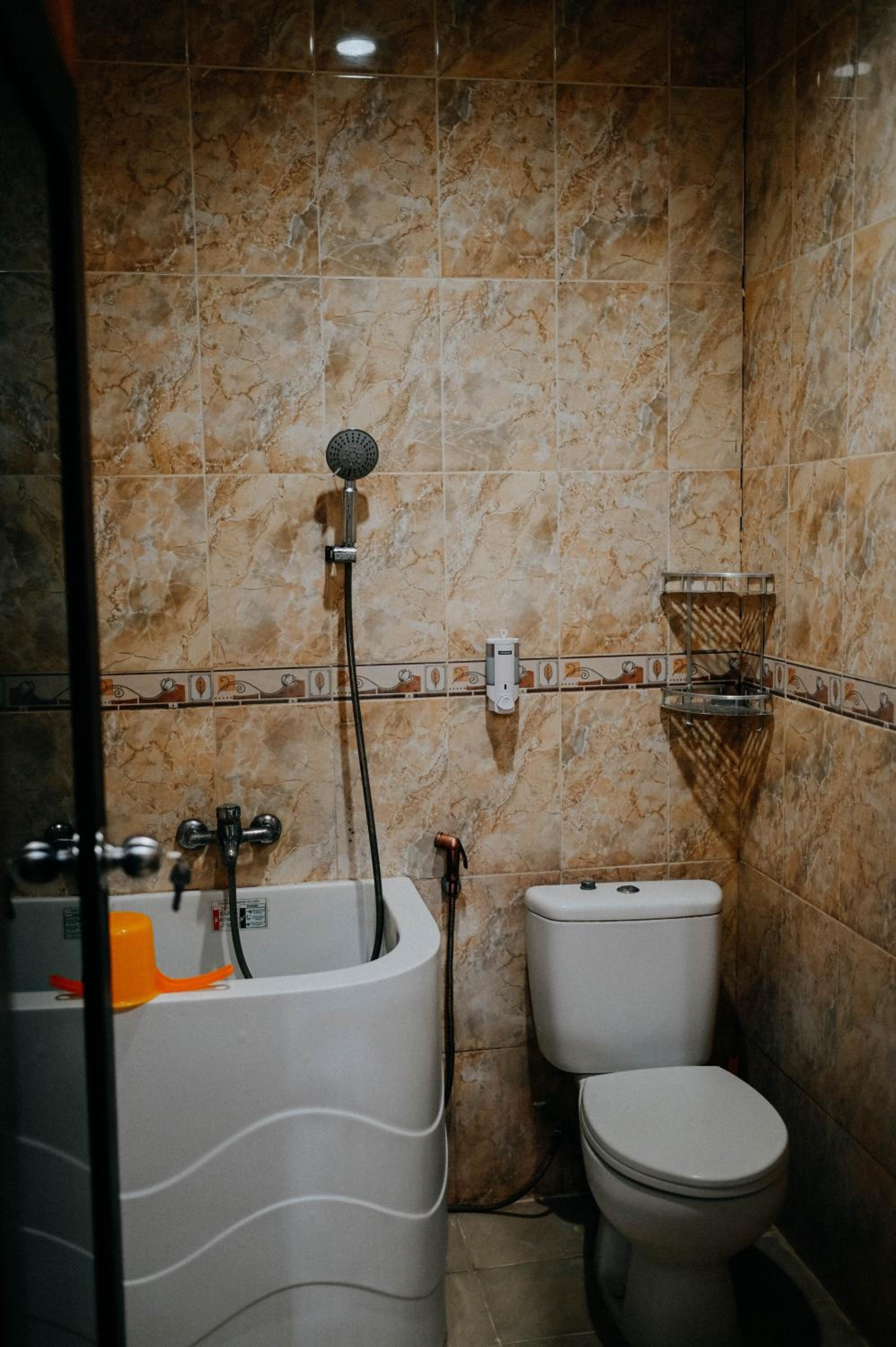 Photo 16
